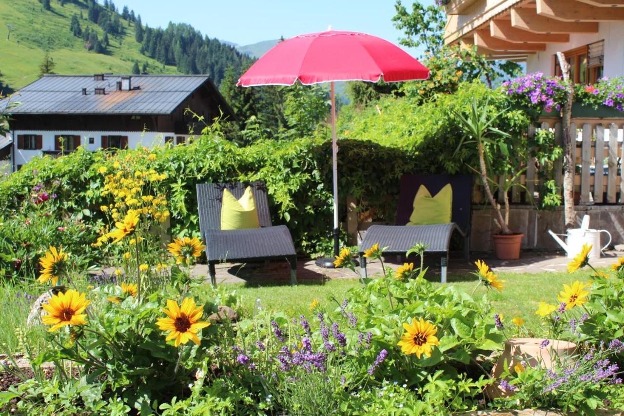 Apart Ursus Hinterthal Maria Alm am Steinernen Meer Exterior foto